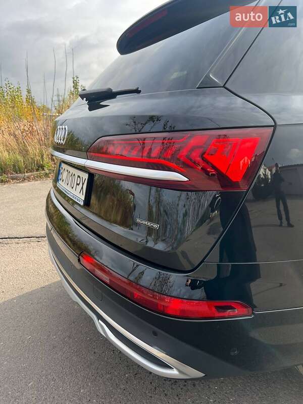 Внедорожник / Кроссовер Audi Q7 2021 в Львове