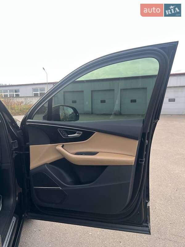 Внедорожник / Кроссовер Audi Q7 2021 в Львове