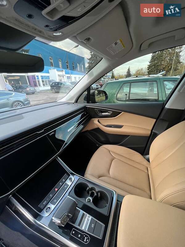 Внедорожник / Кроссовер Audi Q7 2021 в Львове