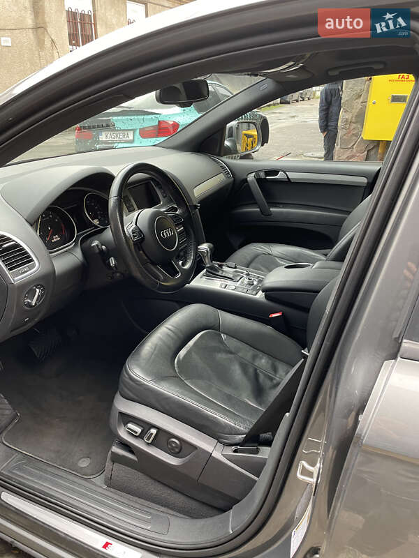 Позашляховик / Кросовер Audi Q7 2014 в Львові