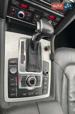 Внедорожник / Кроссовер Audi Q7 2014 в 