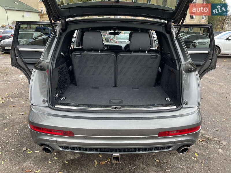 Позашляховик / Кросовер Audi Q7 2014 в Львові