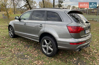 Внедорожник / Кроссовер Audi Q7 2014 в 