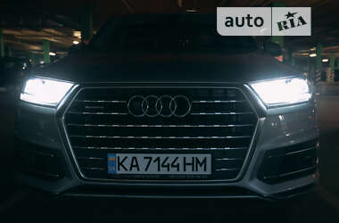 Позашляховик / Кросовер Audi Q7 2018 в Києві