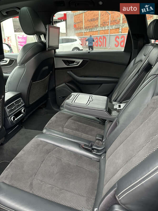 Внедорожник / Кроссовер Audi Q7 2016 в Хусте фото 15 Внедорожник / Кроссовер Audi Q7 2016 в Хусте