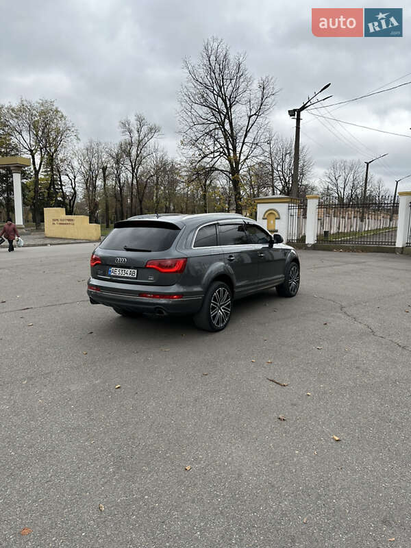 Внедорожник / Кроссовер Audi Q7 2012 в Кривом Роге