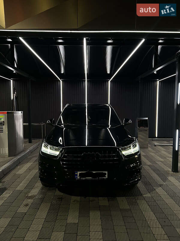 Audi Q7 2017