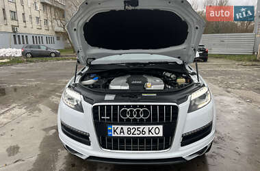 Внедорожник / Кроссовер Audi Q7 2014 в 