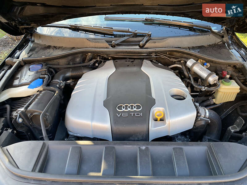 Внедорожник / Кроссовер Audi Q7 2014 в Кривом Роге