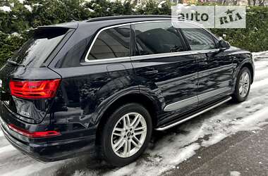 Внедорожник / Кроссовер Audi Q7 2016 в Киеве