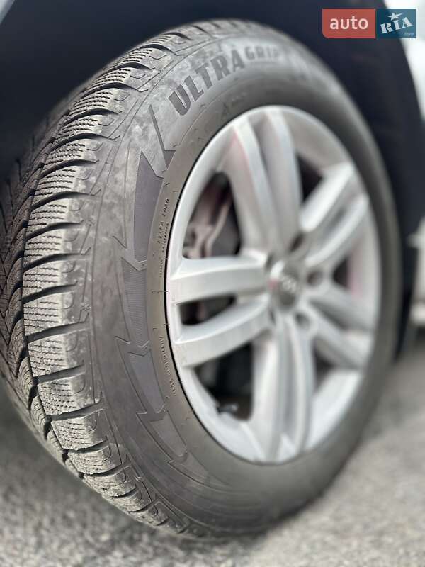 Позашляховик / Кросовер Audi Q7 2011 в Вінниці