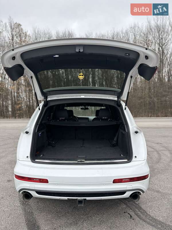 Позашляховик / Кросовер Audi Q7 2011 в Вінниці