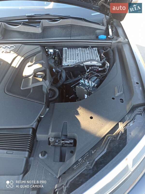 Внедорожник / Кроссовер Audi Q7 2017 в Ананьеве