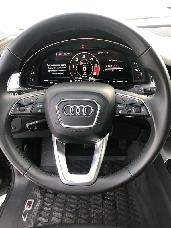 Позашляховик / Кросовер Audi Q7 2019 в Києві