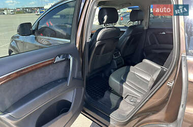 Внедорожник / Кроссовер Audi Q7 2013 в 