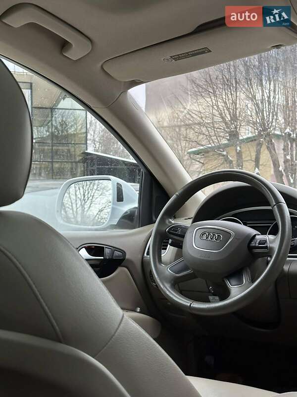 Позашляховик / Кросовер Audi Q7 2012 в Тернополі