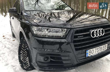 Внедорожник / Кроссовер Audi Q7 2016 в 