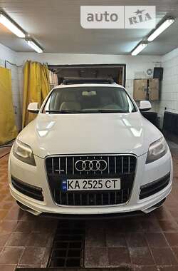 Внедорожник / Кроссовер Audi Q7 2013 в Звягеле