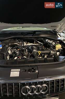 Внедорожник / Кроссовер Audi Q7 2013 в Звягеле