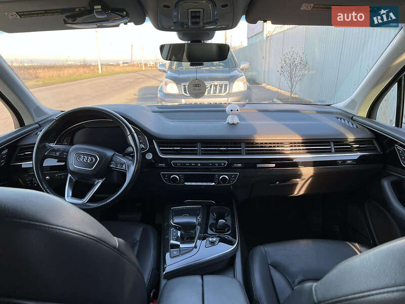 Внедорожник / Кроссовер Audi Q7 2016 в Белой Церкви