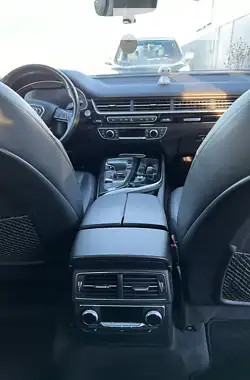 Audi Q7 2016