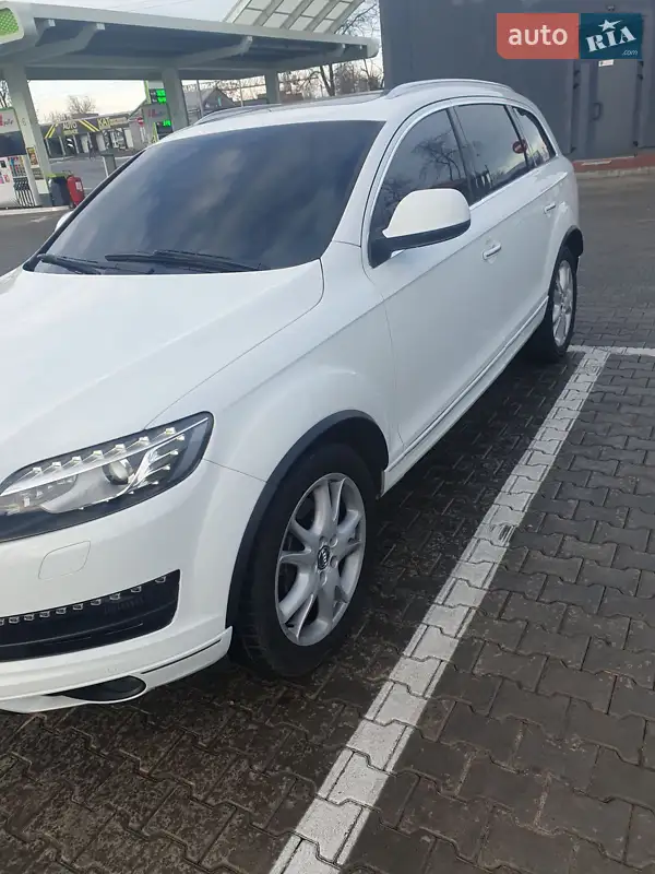 Audi Q7