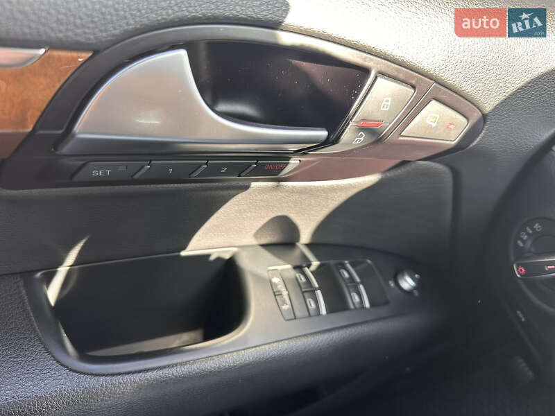 Внедорожник / Кроссовер Audi Q7 2015 в Киеве фото 10 Внедорожник / Кроссовер Audi Q7 2015 в Киеве