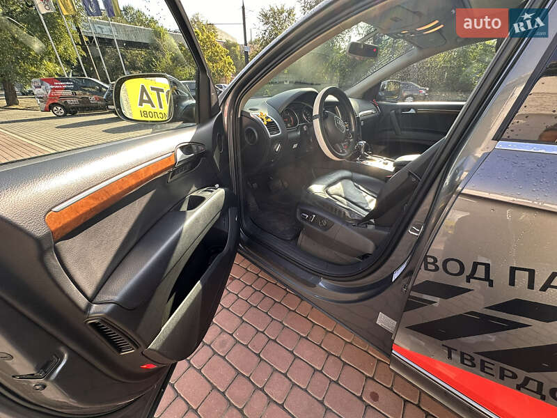 Внедорожник / Кроссовер Audi Q7 2015 в Киеве фото 19 Внедорожник / Кроссовер Audi Q7 2015 в Киеве