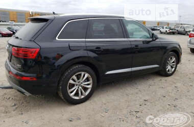 Позашляховик / Кросовер Audi Q7 2015 в 