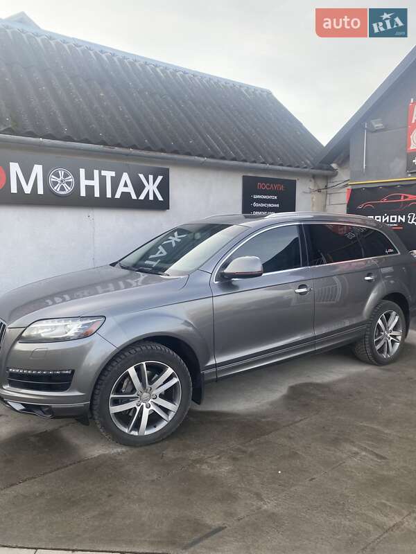 Позашляховик / Кросовер Audi Q7 2010 в Буську