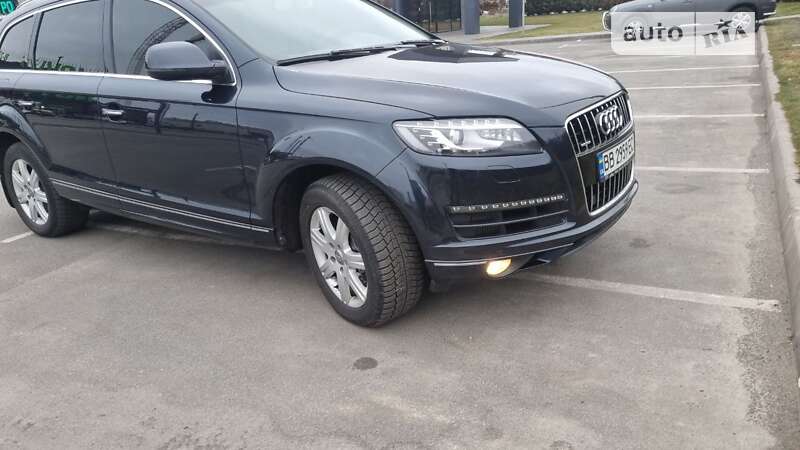 Audi Q7 2012