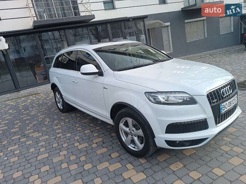 Внедорожник / Кроссовер Audi Q7 2015 в Тернополе