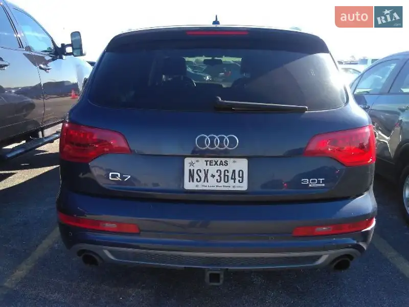 Позашляховик / Кросовер Audi Q7 2014 в 