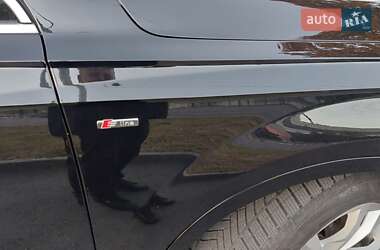 Внедорожник / Кроссовер Audi Q7 2015 в 