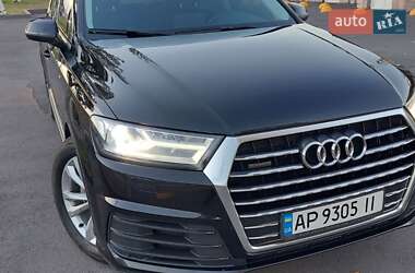 Внедорожник / Кроссовер Audi Q7 2015 в 