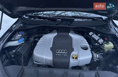 Внедорожник / Кроссовер Audi Q7 2013 в 