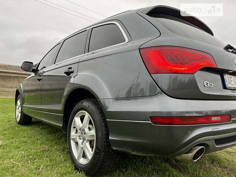 Позашляховик / Кросовер Audi Q7 2010 в Дніпрі фото 8 Позашляховик / Кросовер Audi Q7 2010 в Дніпрі