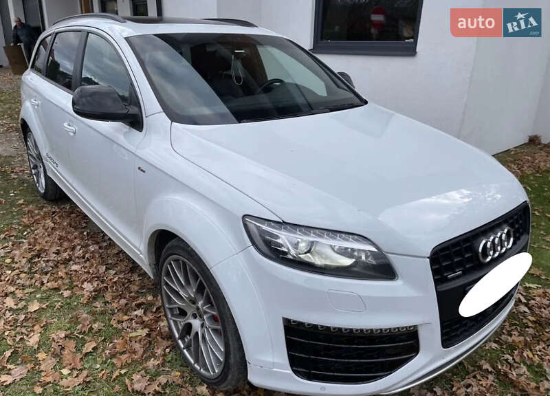 Позашляховик / Кросовер Audi Q7 2013 в Івано-Франківську