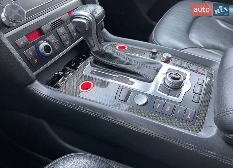 Позашляховик / Кросовер Audi Q7 2013 в Івано-Франківську