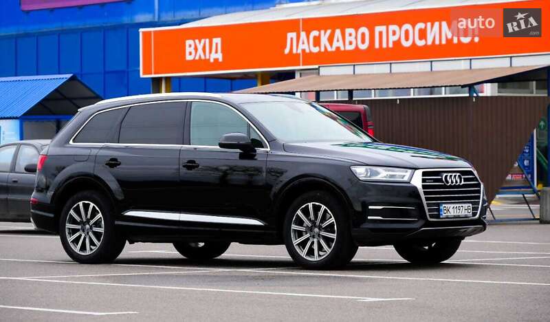 Внедорожник / Кроссовер Audi Q7 2019 в Луцке