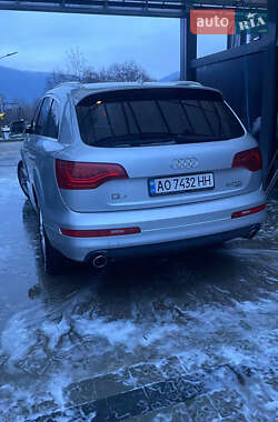 Внедорожник / Кроссовер Audi Q7 2010 в Тячеве