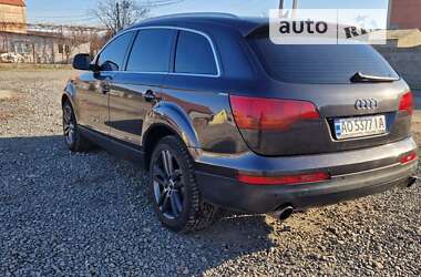 Позашляховик / Кросовер Audi Q7 2007 в Мукачевому