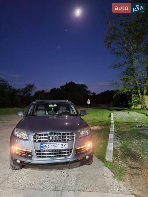 Внедорожник / Кроссовер Audi Q7 2007 в Залещиках