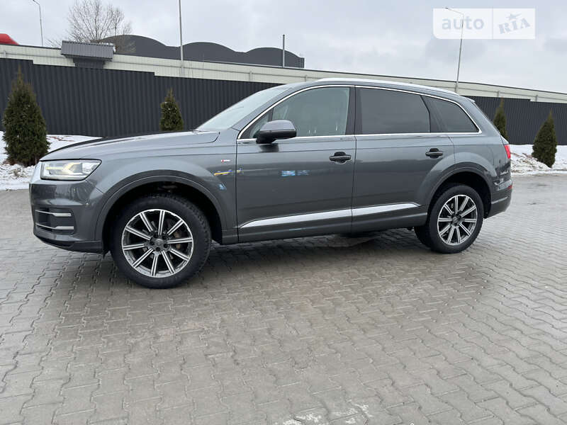 Внедорожник / Кроссовер Audi Q7 2015 в Тернополе