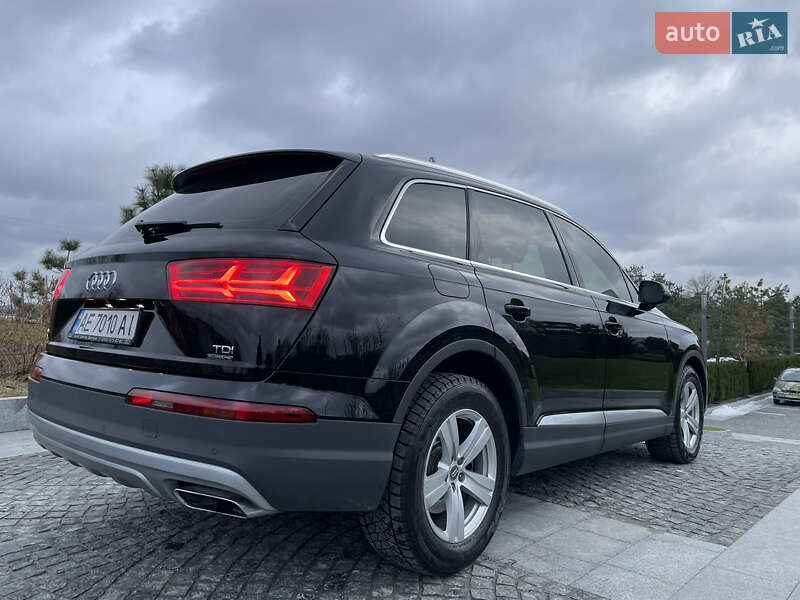 Позашляховик / Кросовер Audi Q7 2015 в Дніпрі фото 4 Позашляховик / Кросовер Audi Q7 2015 в Дніпрі