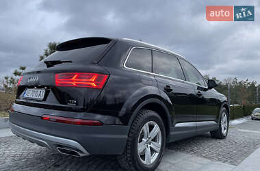 Внедорожник / Кроссовер Audi Q7 2015 в Днепре