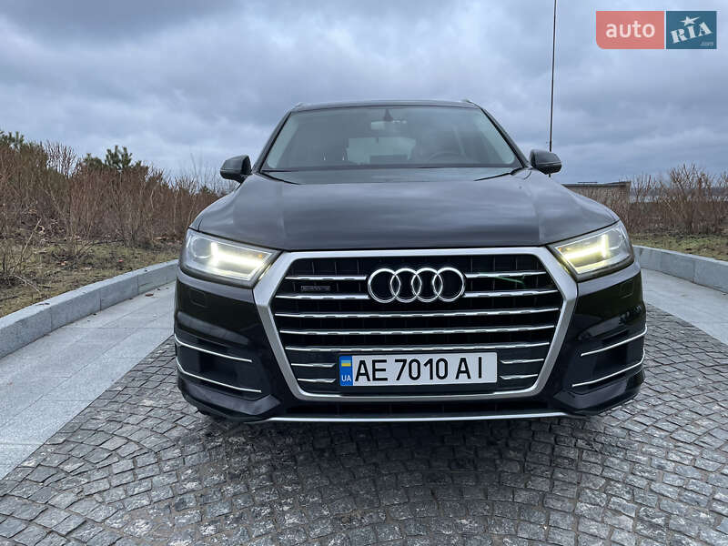 Позашляховик / Кросовер Audi Q7 2015 в Дніпрі фото 8 Позашляховик / Кросовер Audi Q7 2015 в Дніпрі
