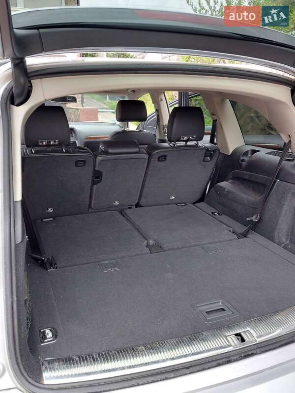 Позашляховик / Кросовер Audi Q7 2013 в Києві