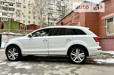 Внедорожник / Кроссовер Audi Q7 2014 в Киеве