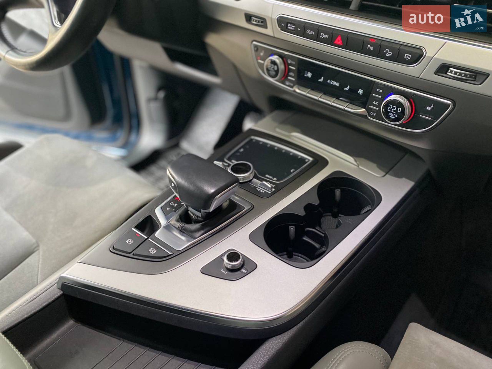 2018 Audi Q7 - мініатюра 16